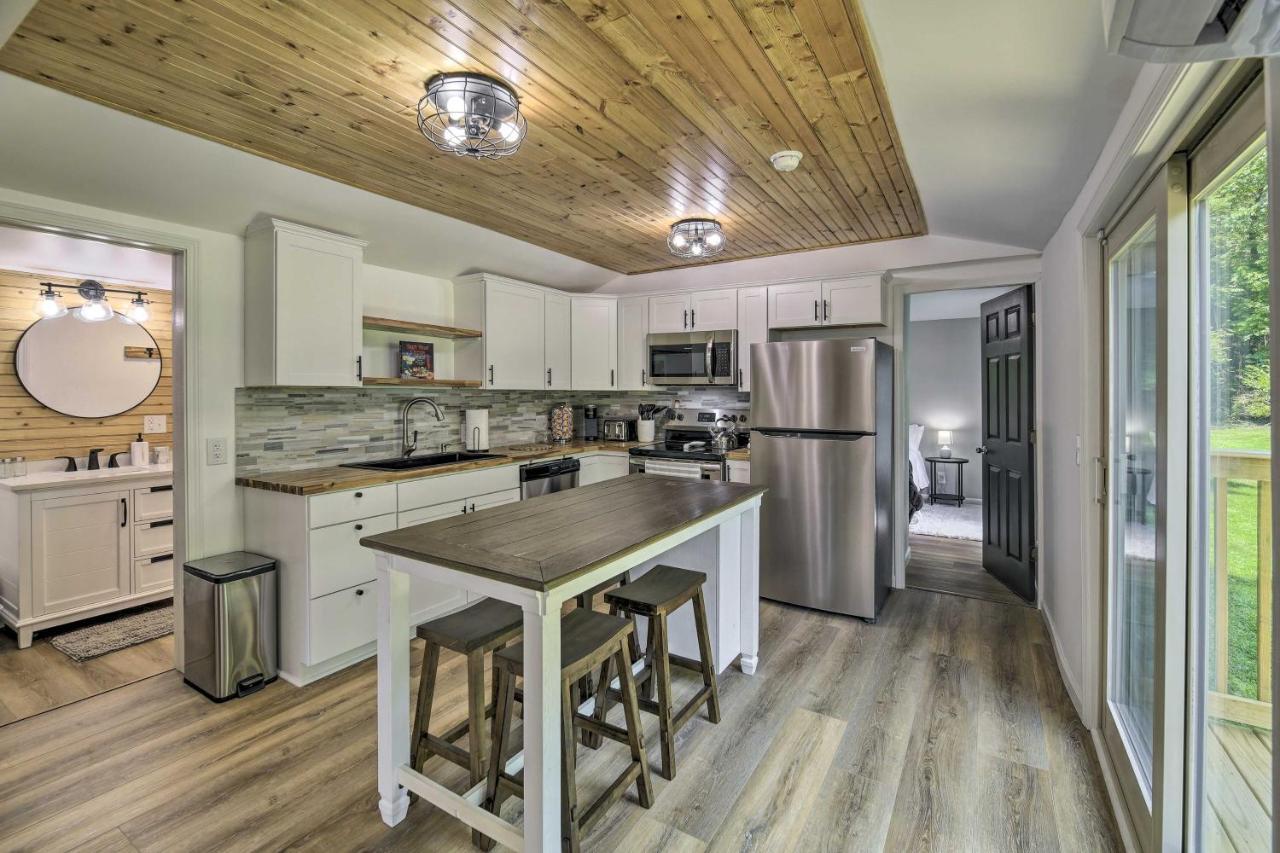 Updated Bristol Retreat About 2 Miles To Downtown! Exterior photo